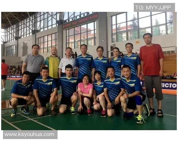 赛后分析:西安羽毛球队与武汉羽毛球队的耐力较量与战术对比 赛后分析:西安羽毛球队与武汉羽毛球队的耐力较量与战术对比