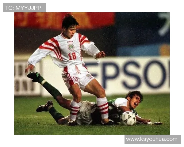 青岛足球明星姚夏的传奇人生与职业生涯回顾 青岛足球明星姚夏的传奇人生与职业生涯回顾